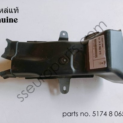 ท่อลมเบรกด้านขวา หมายเลขชิ้นส่วน: 51748065810 8065810