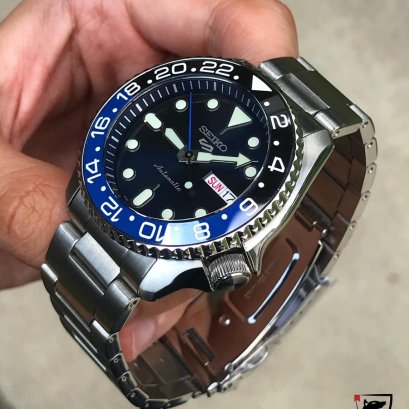 THE GOTHAM BATMAN BLUE LINE EDITION