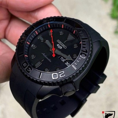 The Red Flash yachtmaster Edition