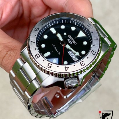 THE EXPLORER II RED LINE EDITION