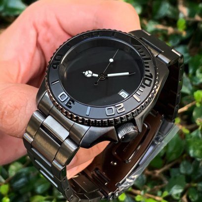 THE BOMBERMAN BLACKSERIES EDITION