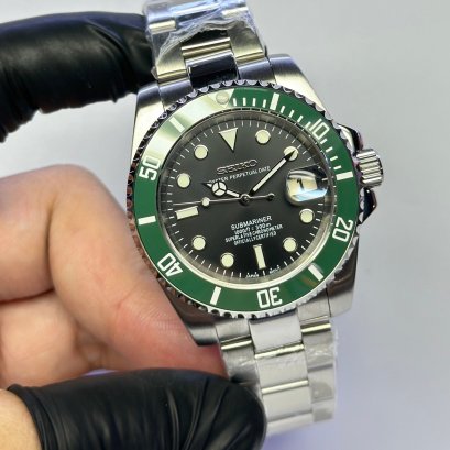 The Starbuck Submariner