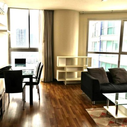 EHL-223557 คอนโดเลอ ลักซ์ 