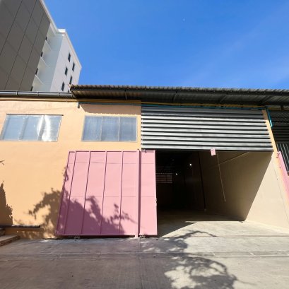 EHl-233781 ดินแดง โกดังให้เช่า พร้อมออฟฟิศในตัว 