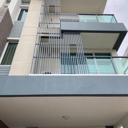 EHL-243966 ให้เช่า ทาวน์โฮมสวยน่าอยู่ หลังมุม