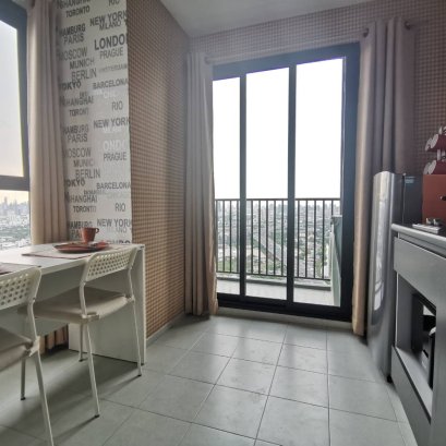 ID-61168-202887  The Base Ramhumheng Rama9