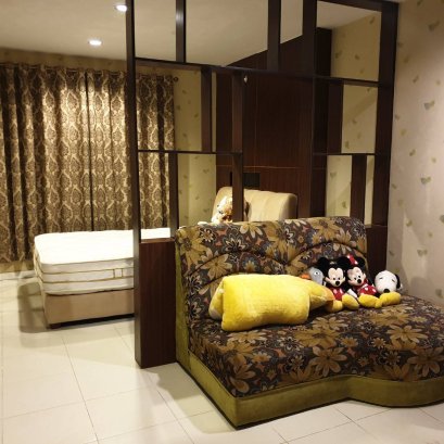 ID-202894 The Center