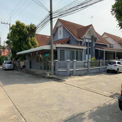 ขายด่วน บ้านเดี่ยว  ม.วรารักษ์ คลองสาม คลองหลวง ราคา 3,097,500 บาท เท่านั้น ID - 192442