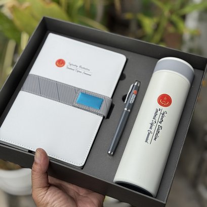 ชุดของขวัญพร้อม งานพิมพ์โลโก้ UV