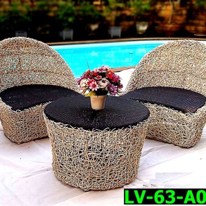 การทำการดูแลรักษาเฟอร์นิเจอร์หวายเทียม 