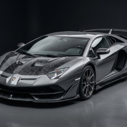 รถซูเปอร์คาร์ติดตั้งชุดแต่งคาร์บอนไฟเบอร์ Mansory Aero Parts ระดับพรีเมียม