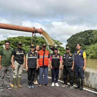ลงพื้นที่ติดตามและเฝ้าระวังระดับลำน้ำทาและน้ำกวงเพื่อป้องกันน้ำท่วมฉับพลันและน้ำป่าไหลหลากในเขตพื้นที่เทศบาลตำบลท่าเชียงทอง