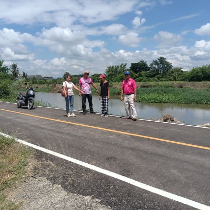 ลงพื้นที่สำรวจการชำรุดของถนนสายเรียบลำน้ำกวง 