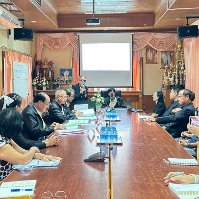 ร่วมต้อนรับและร่วมรับฟังการประเมินชมรมผู้สูงอายุเข้มแข็ง โดยได้รับการประเมินจาก คณะกรรมการประเมินชมรมผู้สูงอายุเข้มแข็ง