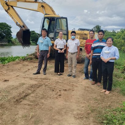 โครงการกำจัดผักตบชวาโดย อบจ.ลำพูน