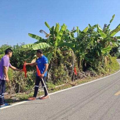 ติดตั้งธงแดงตามจุดทางโค้งอันตรายเสี่ยงอุบัติเหตุและได้ติดตั้งป้ายเตือนเมาไม่ขับทั้ง4หมู่บ้านในเขตเทศบาลตำบลท่าเชียงทอง