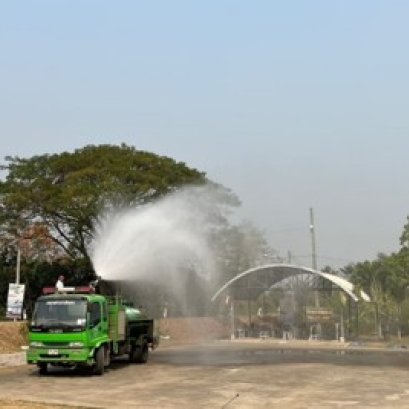 พ่นละอองน้ำเพื่อลดปัญหาหมอกควันและฝุ่น PM 2.5