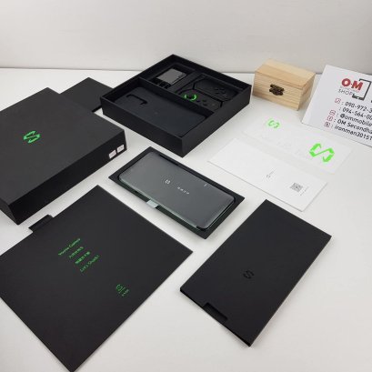 ขาย/แลก Black Shark Helo 10/256 Topสุด พร้อมจอยคู่ สภาพใหม่มาก แท้ ครบยกกล่อง เพียง 15,900 บาท