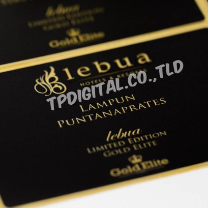 รับพิมพ์บัตรอลูมิเนียม นามบัตรแผ่นเหล็ก  การ์ดนามบัตรโลหะ การ์ดนามบัตรสแตนเลส พิมพ์ลายลงบนนามบัตรอลูมิเนียมสีทอง ลาย lebua Hotels & Resorts 