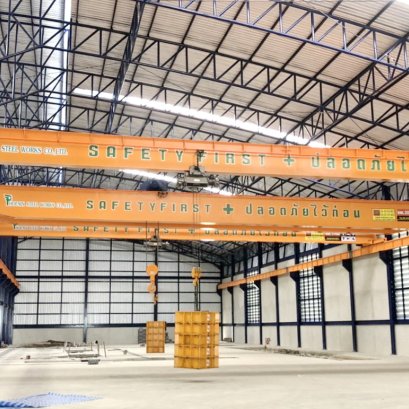 รู้จักกับประเภทของเครนโรงงาน: เครื่องทุนแรงที่สำคัญในอุตสาหกรรม