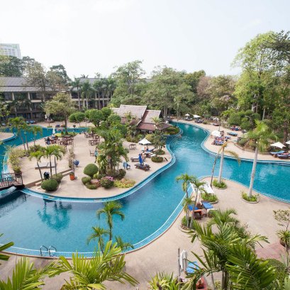 H046 : The Green Park Resort Pattaya