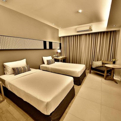 H045 : The Sun Xclusive Hotel