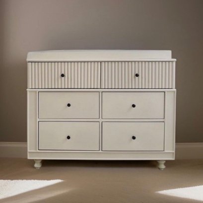 Qd little things - Changing Table : Bespoke Collection