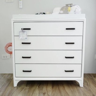 Qd little things - Changing Dresser Manhattan