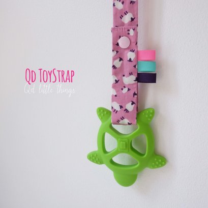 Qd ToyStrap - Pink Sheep