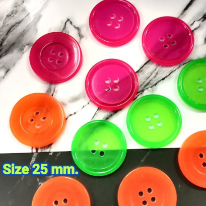 กระดุม สีสันสดใส 25 มิล (100เม็ด)