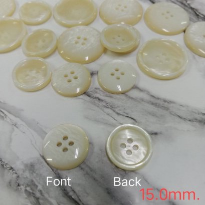 กระดุมเลียนแบบเปลือกหอยสีขาว ขนาด 15 มิล ( 100เม็ด )