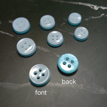 กระดุมเนื้อมุกสีฟ้า มี 3 ขนาดให้เลือก