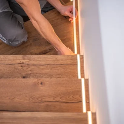 8 ไอเดียไฟบันไดบ้าน เพิ่มแสงสว่างให้บ้านน่าอยู่