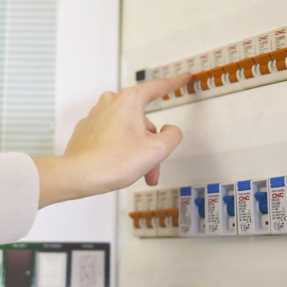 วิธีเลือกเบรกเกอร์ให้เหมาะกับโหลดไฟฟ้า