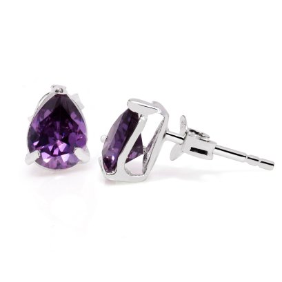 Pear shape stud earring