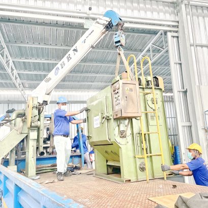 Used Shot blast machine Size 300 Kgs