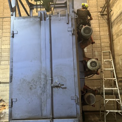 Inspection and replacement of sandblasting machine