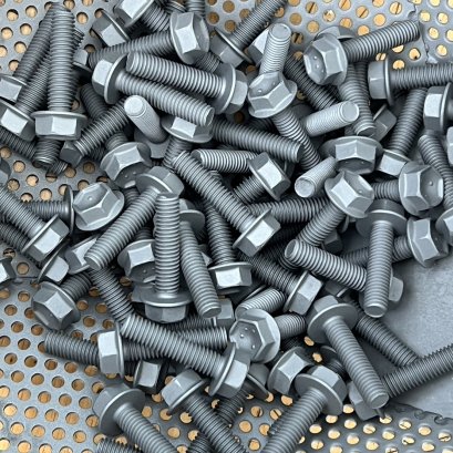 พ่นทรายขัดสนิม