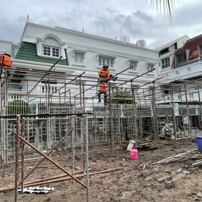 งานก่อสร้างบ้านพักอาศัย ถนนวิภาวดี
