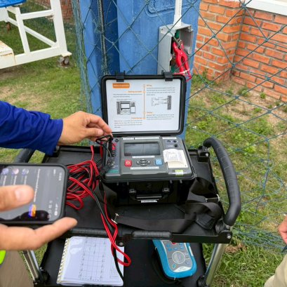 งานออกแบบและติดตั้งระบบล่อฟ้า ( Lightning Protection System )