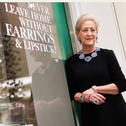 โลกแห่งความมหัสจรรย์ : Margot Mckinny