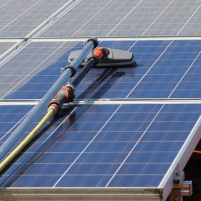การล้างแผง CLEANING SOLAR PANEL