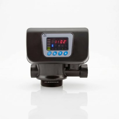 หัวควบคุมถังกรองน้ำคาร์บอน Auto Valve Runxin F67B1 4m3/h