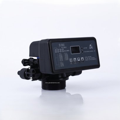 หัวควบคุมถังกรองน้ำเรซิ่น Auto Valve Runxin F69Q1 2m³/h