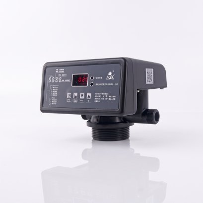 หัวควบคุมถังกรองน้ำคาร์บอน Auto Valve Runxin F71Q1 2m³/h