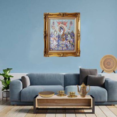 เครื่องเบญจรงค์ ในห้องรับแขก