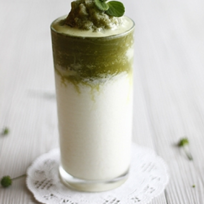 กรีนที โยเกิร์ต