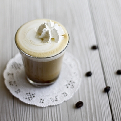 ไวท์ คาเฟ่ มอคค่า 