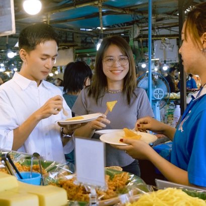 Chiang Mai Northern Food Tour by Tuk Tuk