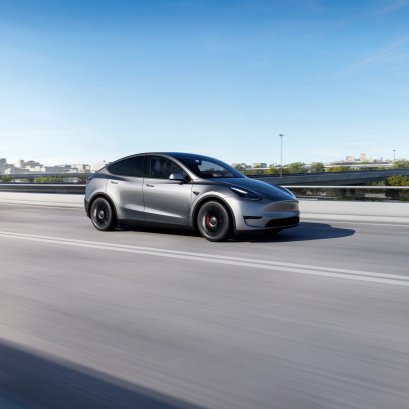 ต้อนรับเดือนกรกฎาคม Tesla ลดสูงสุด 150,000 บาท พร้อมอัพเกรดฟรี สีรถ สีเบาะ หรือล้อ และแถมฟรี Home Charging Explorer มูลค่าสูงสุด 44,500 บาท !